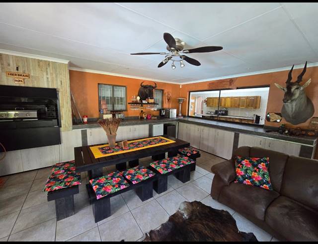 4 BEDROOM HOUSE FOR SALE IN THREE RIVERS EAST